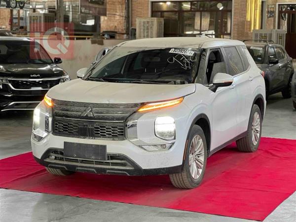 Mitsubishi for sale in Iraq